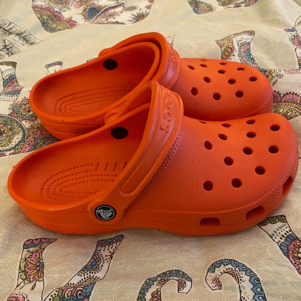 CROCS classic clog